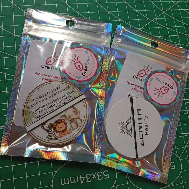 Stickers personalizados con logo de marca